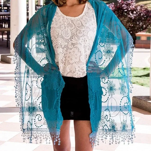 Lightweight Lace Shawl/Scarf - Picture 2 of 6